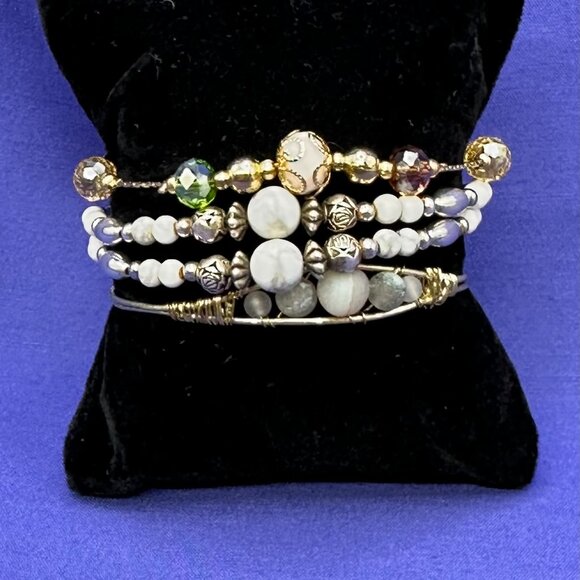 Lot of 3 Delicate & Beautiful Bracelets - Picture 1 of 16